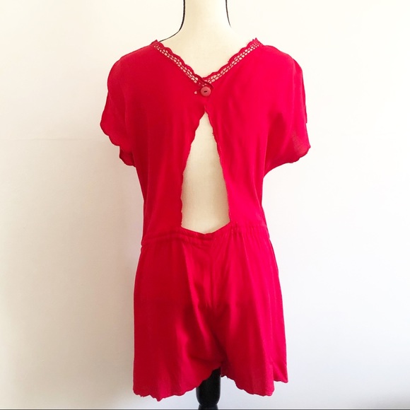 Vintage Romper with Seahorse Crochet Décolletage - Picture 6 of 10